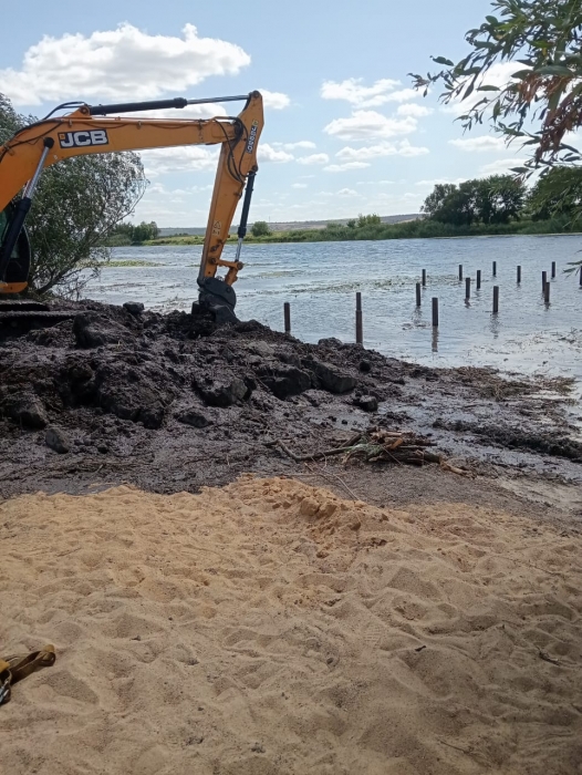 На узбережжі Південного Бугу нелегально будують пірс