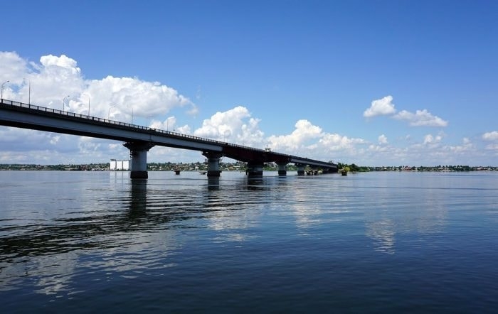 В Николаеве из реки достали трех экстремалов, которые отплыли на 800 метров от берега