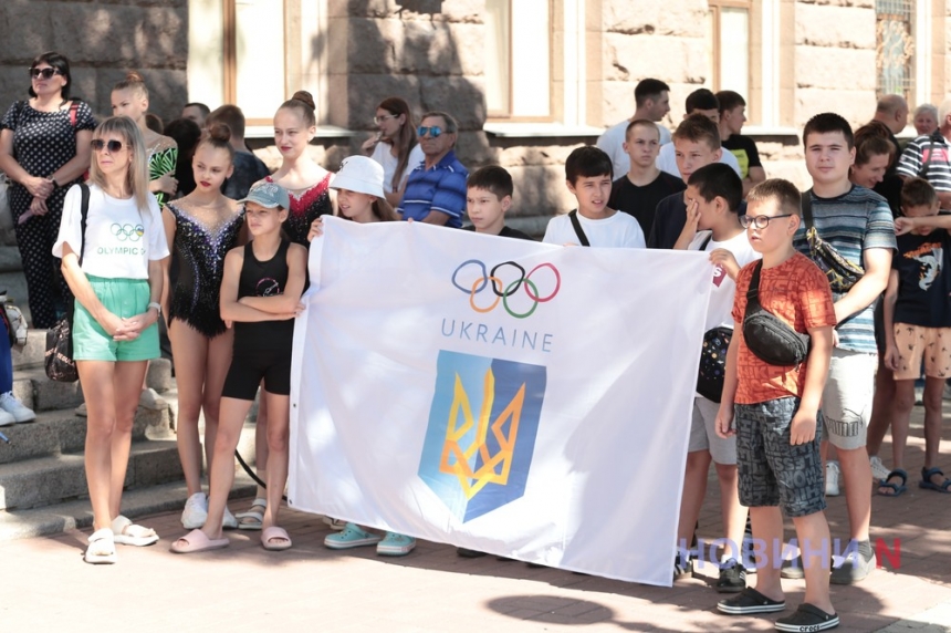 Харлан привезла до Миколаєва золото Олімпіади: її зустріли фанати