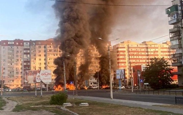 Удар по Сумах на День Незалежності: загинула людина, є постраждалі