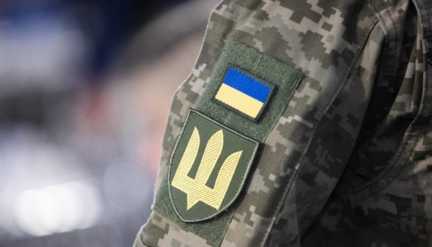 У Луцьку невідомий розстріляв охорону в ТЦК - співробітники відкрили вогонь у відповідь, є поранений