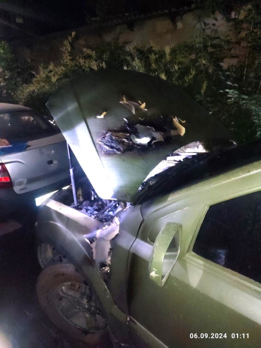 У Житомирі рецидивіст підпалив авто військового