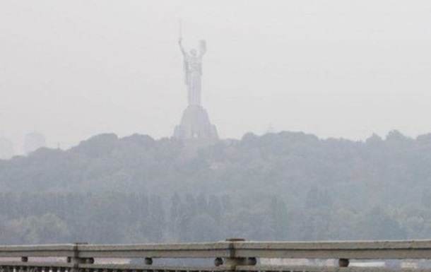 У Києві сильно погіршилося повітря: мешканцям рекомендують закрити вікна