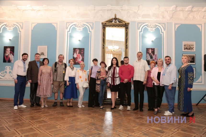 Николаевцам на выставке напомнили, под чьей они защитой (фото)