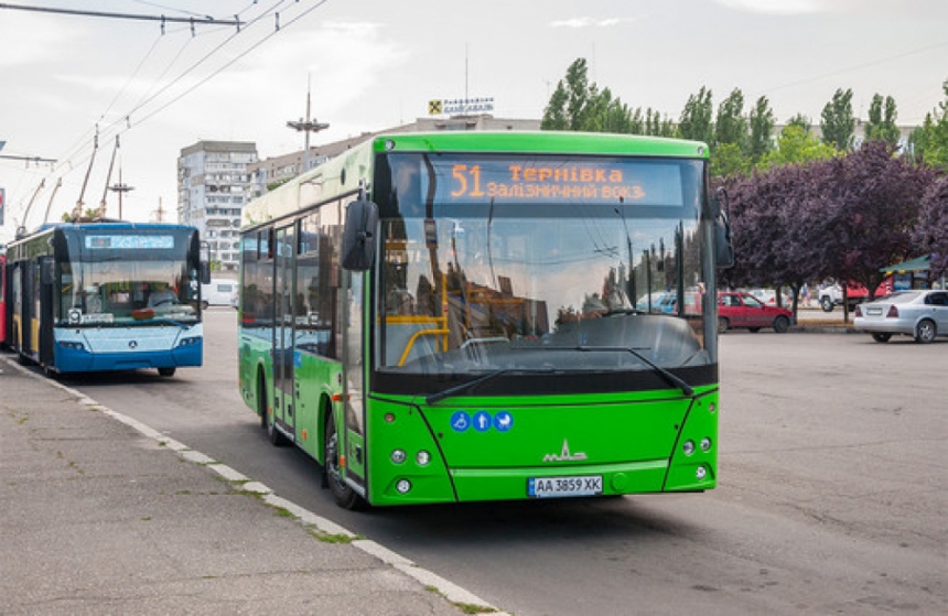 Завтра утром в Николаеве остановится весь коммунальный транспорт