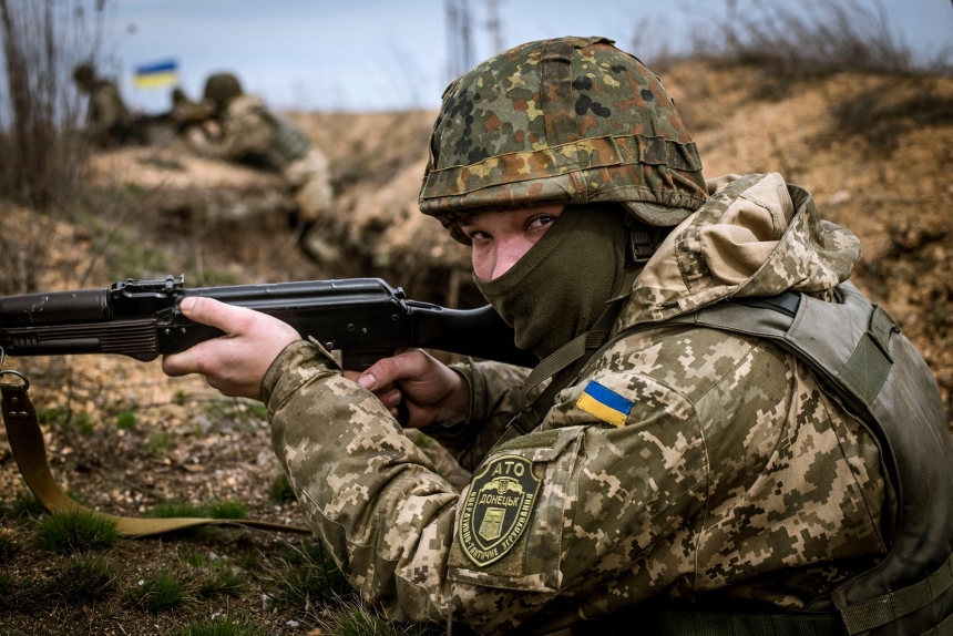 Українські військові зможуть визначати, хто із членів сім'ї отримуватиме за них виплати