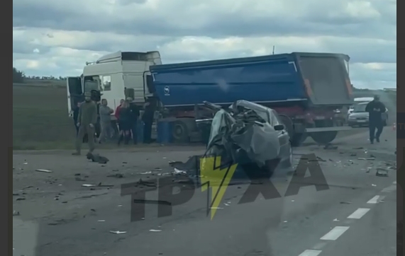 У Миколаївській області зіткнулися BMW та DAF: загинула одна людина, ще двоє постраждали