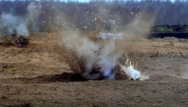 У Снігурівці проводять планове знищення боєприпасів