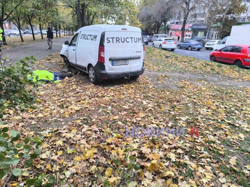 Поліція шукає свідків смертельної аварії, що сталася у центрі Миколаєва