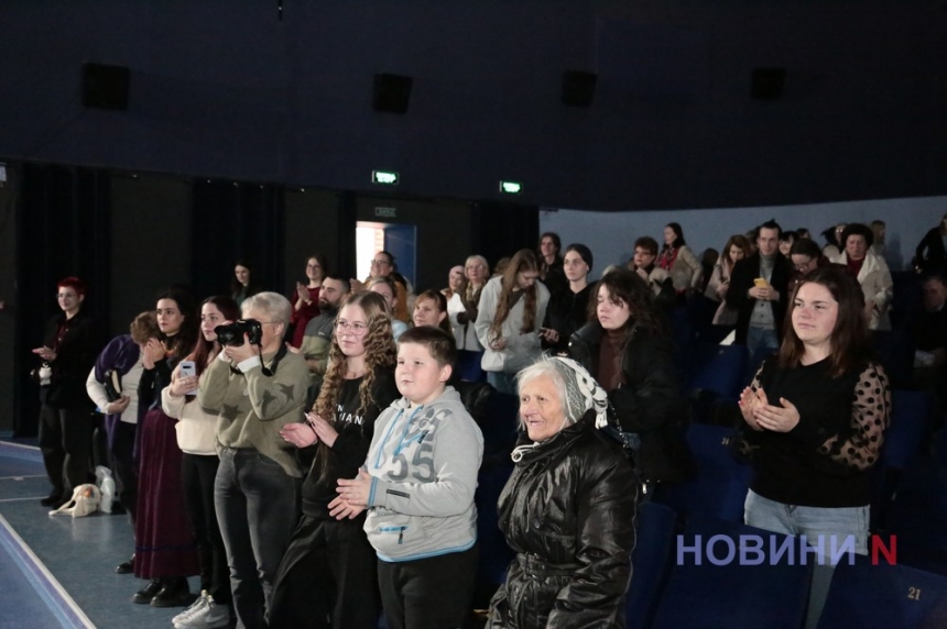 Живое украинское слово: в Николаеве прошли поэтические чтения (фото, видео)