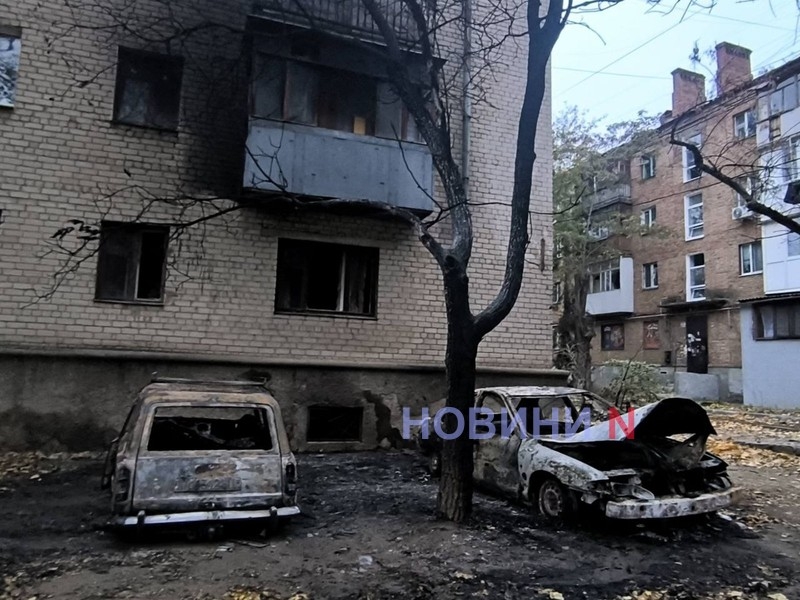 В Николаеве вражеский дрон попал в жилой дом, есть погибший и раненные (фото)