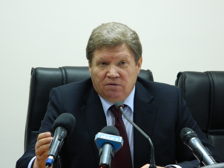 Николай Круглов заявил, что на перевыборах по 132 округу Партия регионов больше не будет выдвигать Травянко