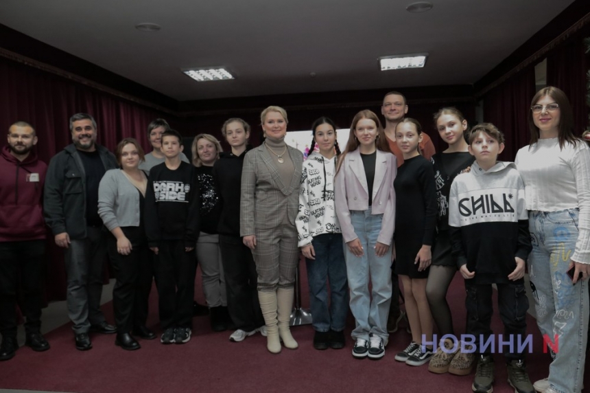 Юные артисты нашего города: в николаевском театре показали результаты работы молодежной студии «Подкаст-театр» (фото, видео)