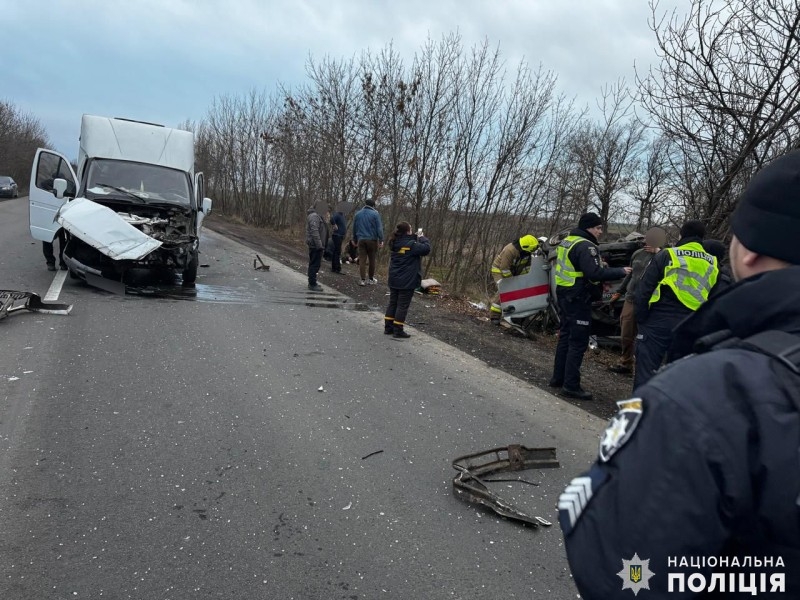 Аварія з перевернутою «швидкою» на Миколаївщині: у поліції повідомили подробиці