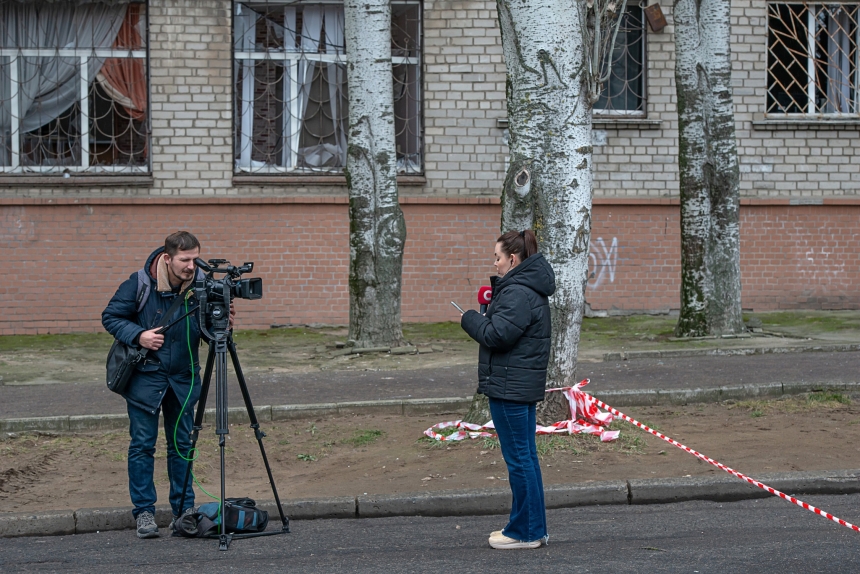 Фотограф показал кадры последствий атаки на Николаев