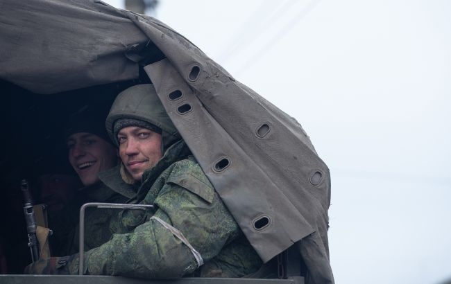 Десантники захопили в полон 21 окупанта на Курщині: відео допитів