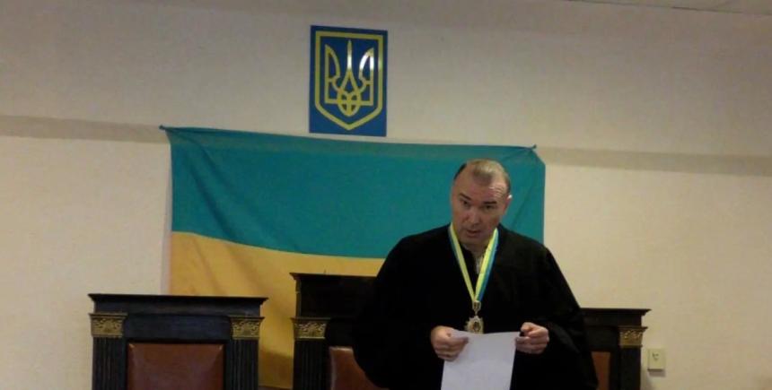 Суддя з Одеської області покусав поліцейських - одіозний «вершник доль» знову у центрі скандалу