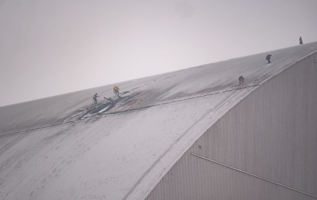 На саркофазі ЧАЕС виявили ще три вогнища тління, їх ліквідують верхолази