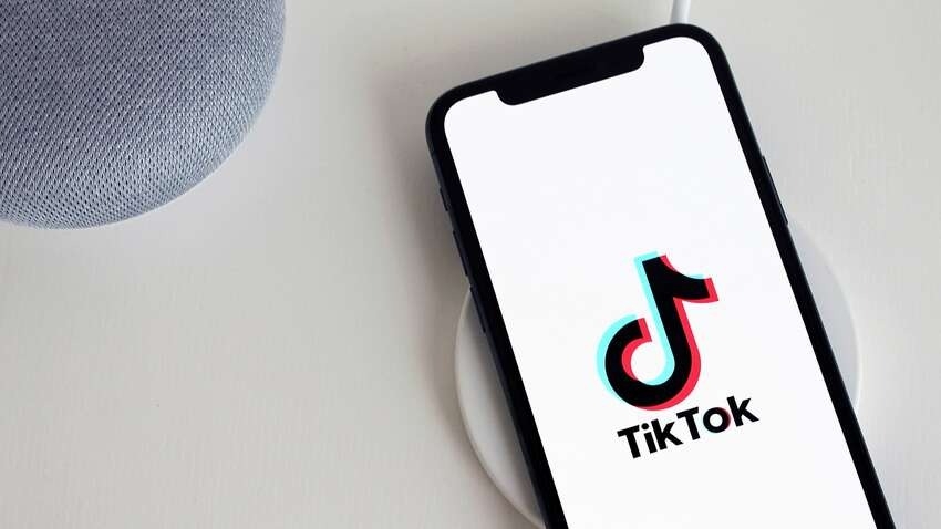 TikTok запроваджує нові обмеження для підлітків: що зміниться