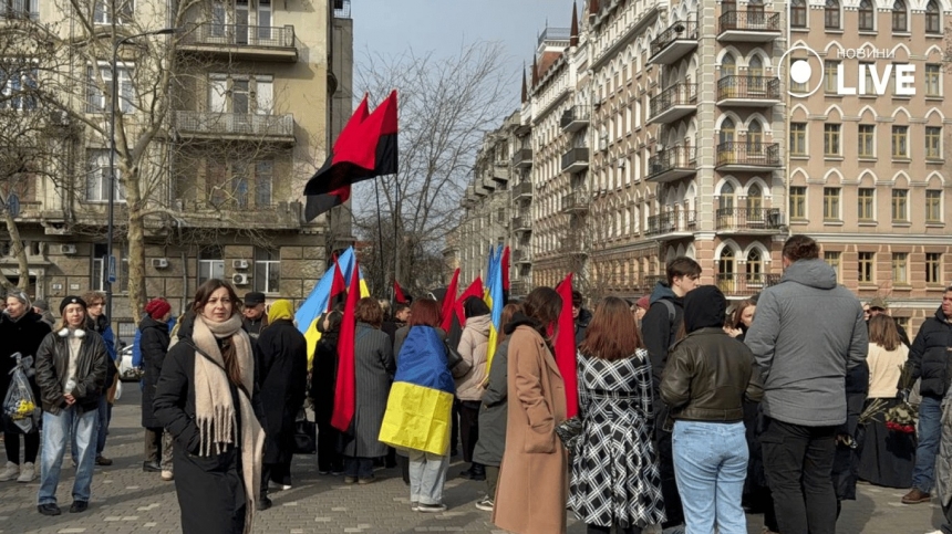 В Одессе прошло прощание с убитым активистом Демьяном Ганулом (фото)