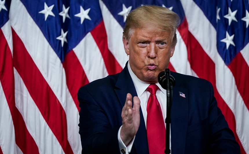 Трамп повертається до США: зустрічі з Путіним не буде