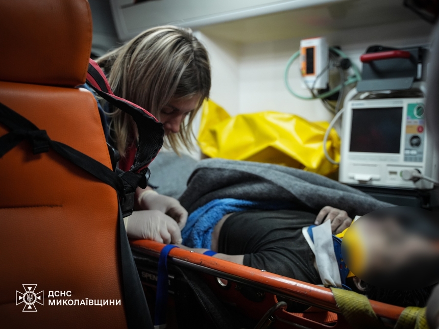 Фото и видео последствий атаки на Николаев