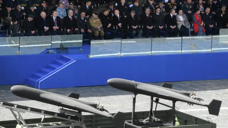 Росіяни зможуть запускати по 1000 "шахедів" одночасно, – The Economist