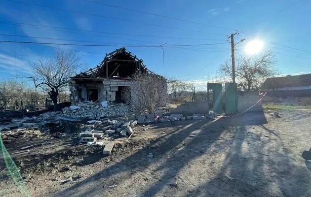 Росіяни атакували дронами та застосовували артилерію: у Миколаївській області пошкоджено будинки