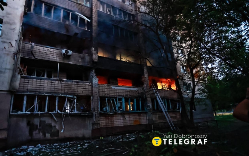 Появились фото последствий массированной атаки на Киев: выросло количество раненых  