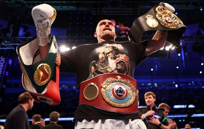 Усик переміг Дюбуа і став абсолютним чемпіоном світу