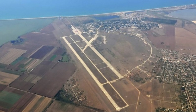 У СБУ повідомили про спецоперацію: на аеродромі Саки пошкоджено 5 російських винищувачів