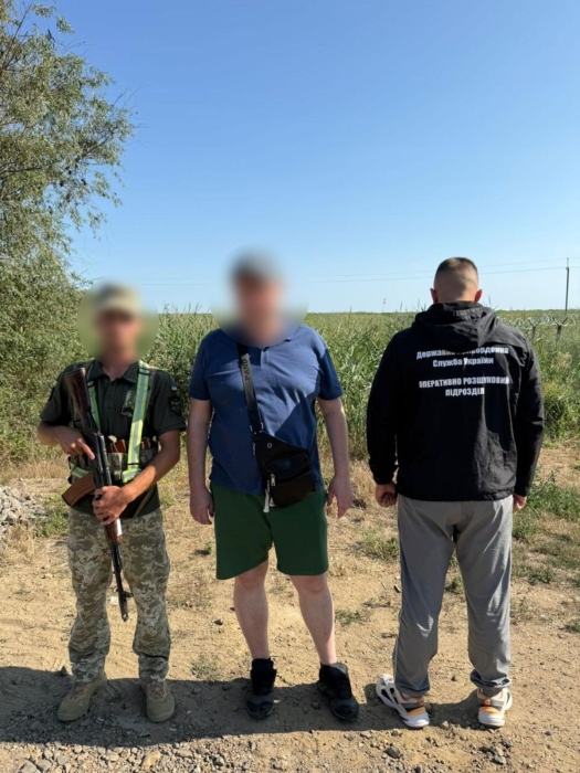 Фальшивый «военный в отпуске»: на границе с Молдовой разоблачили жителя Николаевщины