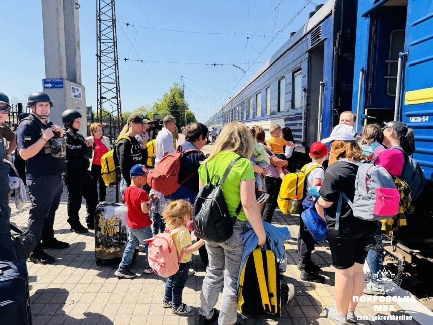 У Покровську понад 1300 мешканців заблоковано: евакуація неможлива