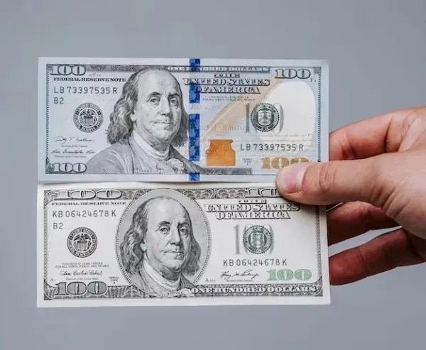 Как выглядит новая купюра в 100 долларов