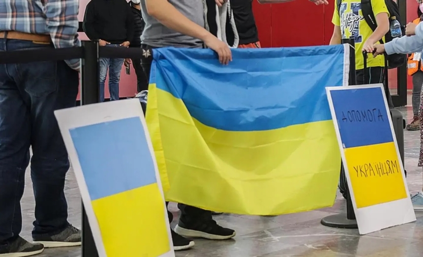 США депортировали первых украинских беженцев