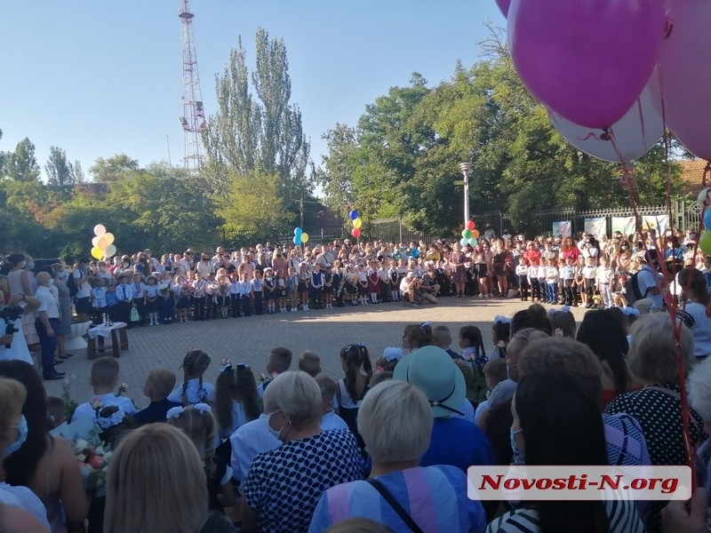 Учебный год в Украине продлится дольше