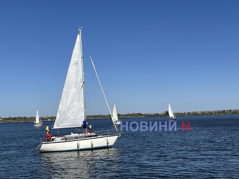 У Миколаєві пройшли перегони крейсерських яхт (фоторепортаж)