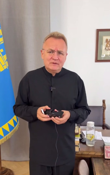 В кабинете мэра Львова обнаружена прослушка: он требует официального расследования (видео)