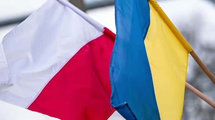 В Польше приняли новый закон о помощи украинцам: что он предусматривает