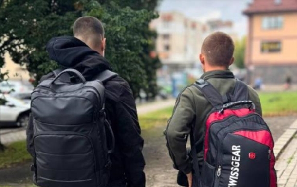 Из оккупации вернули двух юношей