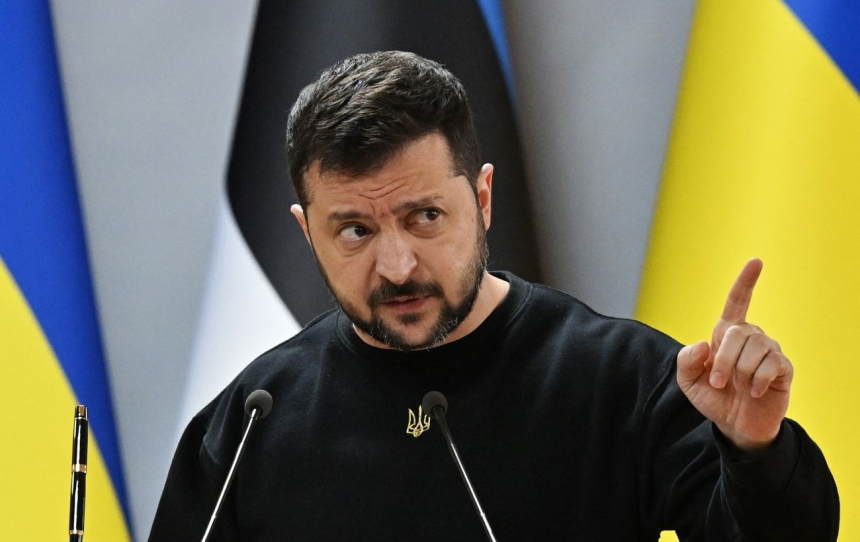 Зеленский пригрозил Кремлю и призвал закончить войну
