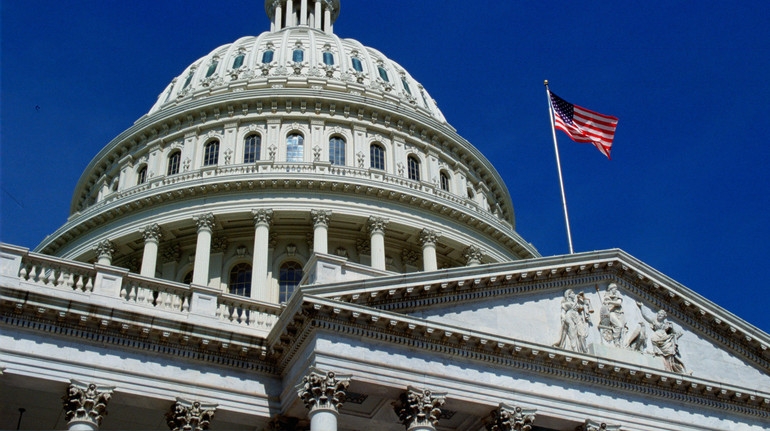 В США впервые за 7 лет начался «шатдаун»
