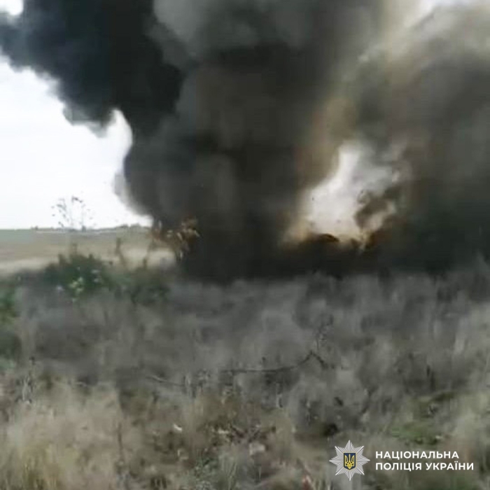 Небезпечний «врожай» у полі: на Миколаївщині знищили ворожі боєприпаси