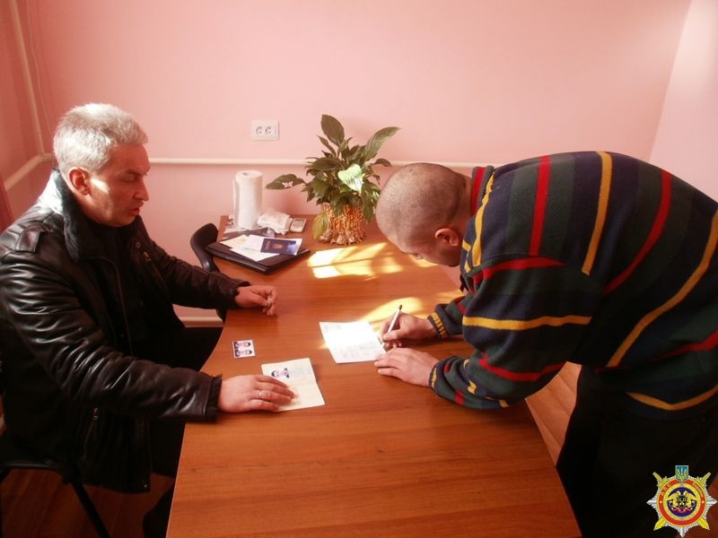 В Николаевском СИЗО троим заключенным  вручили паспорта граждан Украины
