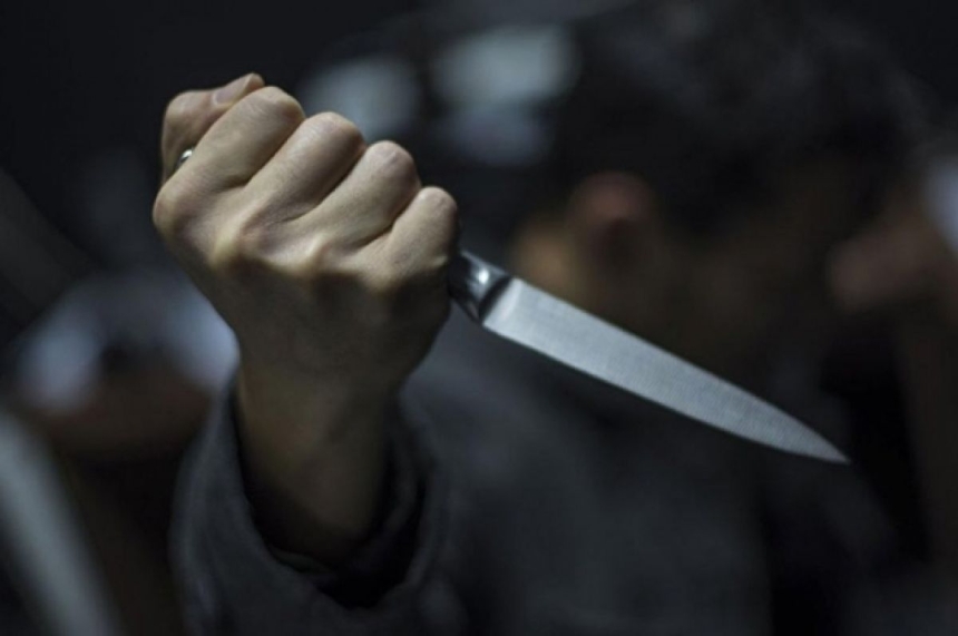 Жорстоко вбив власну матір: у Миколаєві судили чоловіка