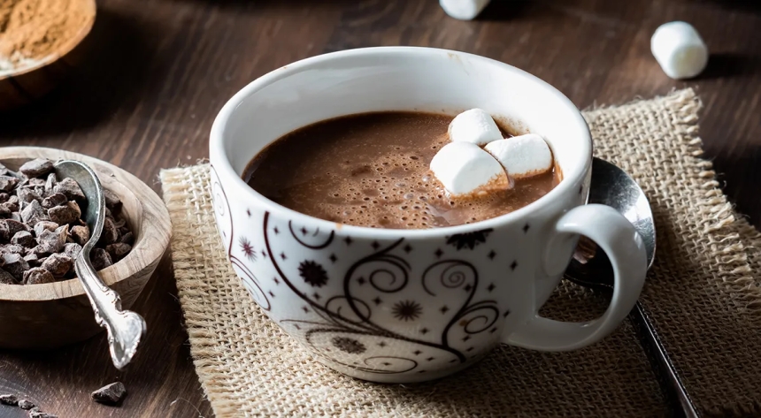 Как какао может защитить сосуды от вреда сидящего образа жизни