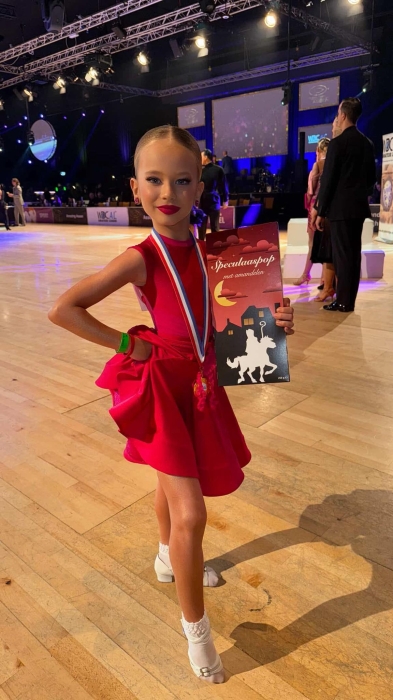 7-летняя танцовщица из Николаева стала чемпионкой мира 