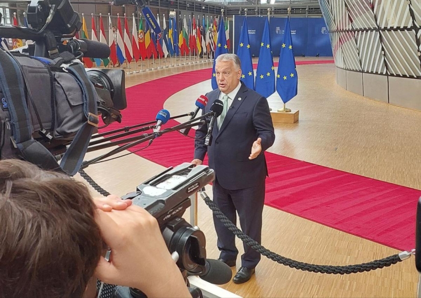 "Напоминает попытку помочь алкоголику": Орбан высказался о помощи Украине