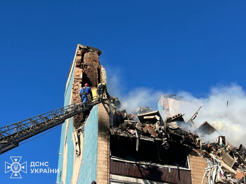 Росія могла вдарити по житловому будинку в Тернополі ракетою Х-101, - Ігнат