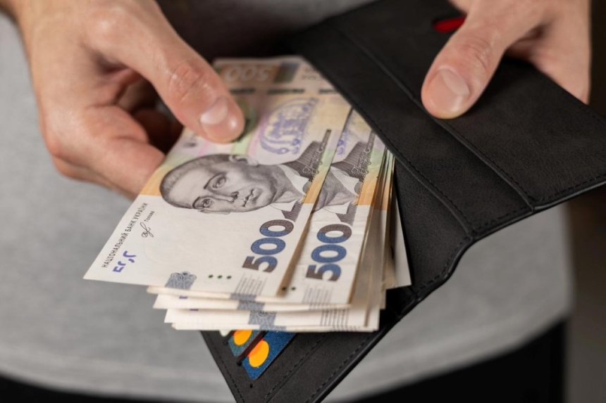 «Зимняя поддержка» для украинцев: кто может получить 6500 гривен